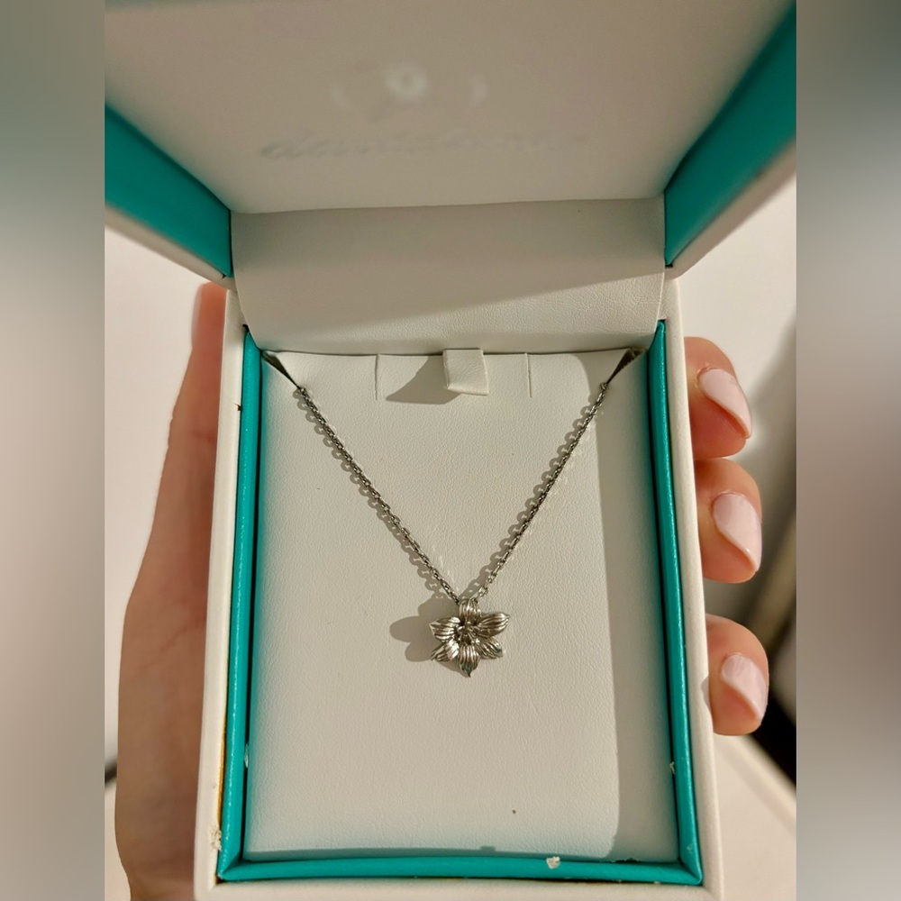 Sterling silver Hibiscus flower necklace. David Rose Bermuda